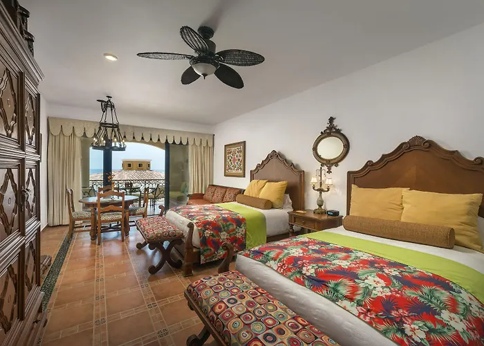Resort Hacienda Encantada & Residences 5*