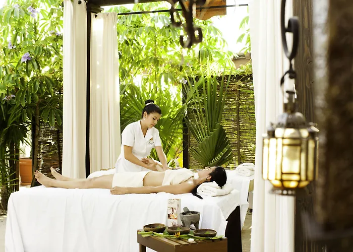 Hacienda Encantada & Residences