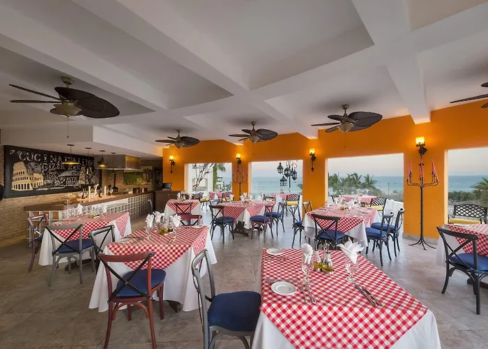 Hacienda Encantada & Residences
