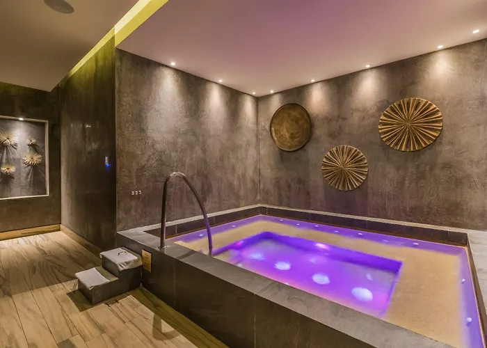 Hacienda Encantada & Residences Resort 5*